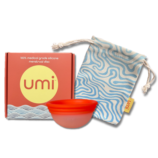 umi menstrual disc, cloth bag and packaging