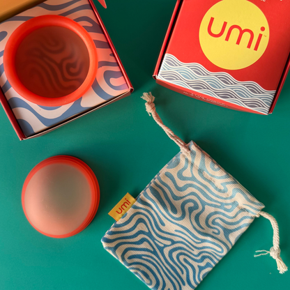 umi cycle reusable menstrual disc with travel pouch